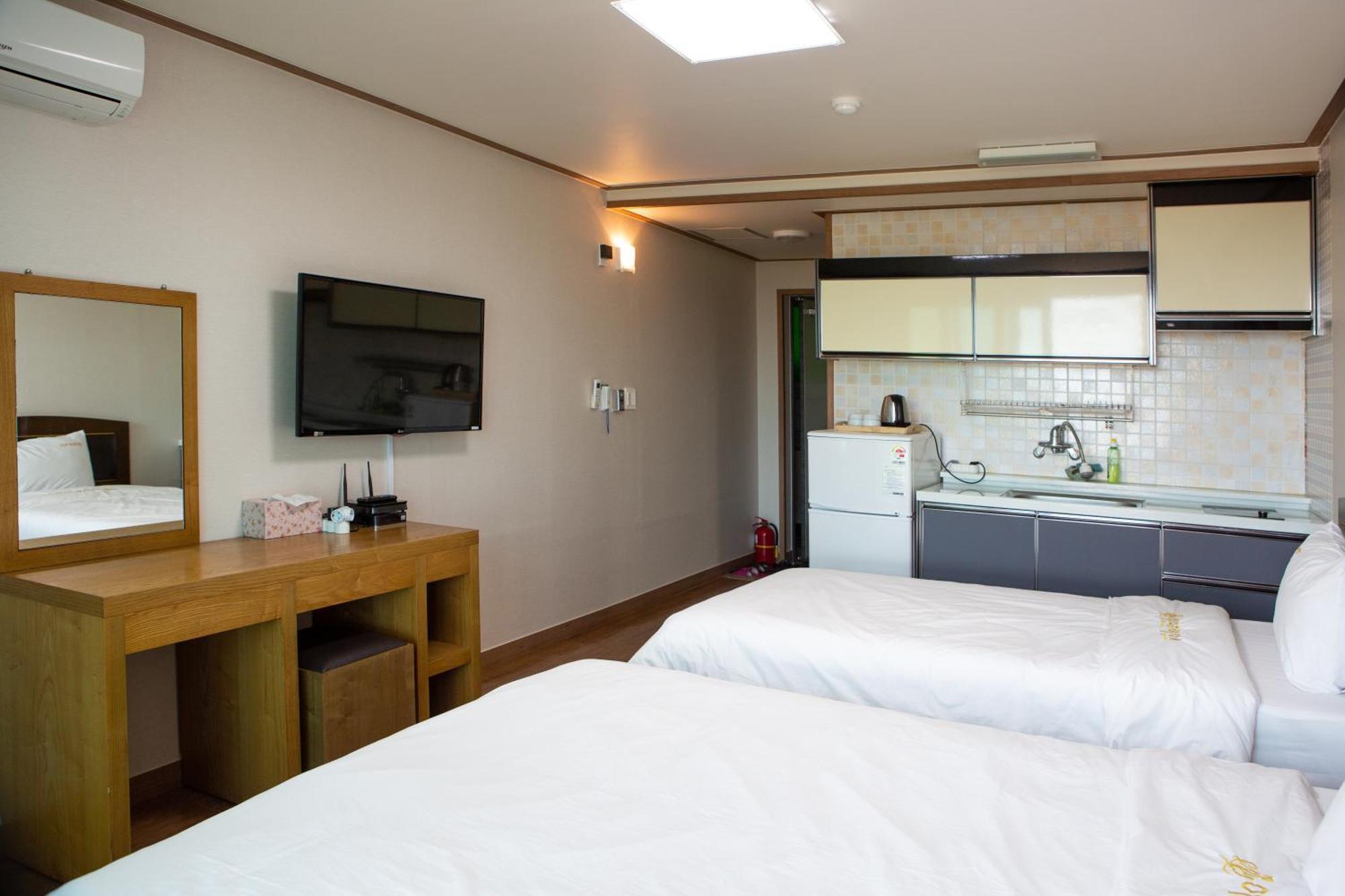 Hotel Amor Jeju Room photo